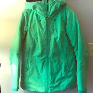 Atc’teryx lime green ski coat